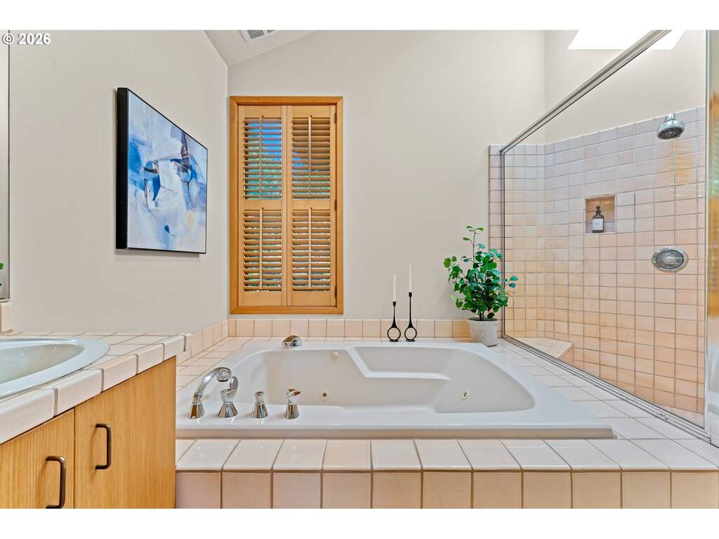 4 Bedroom Single Family Home/House's Image 20