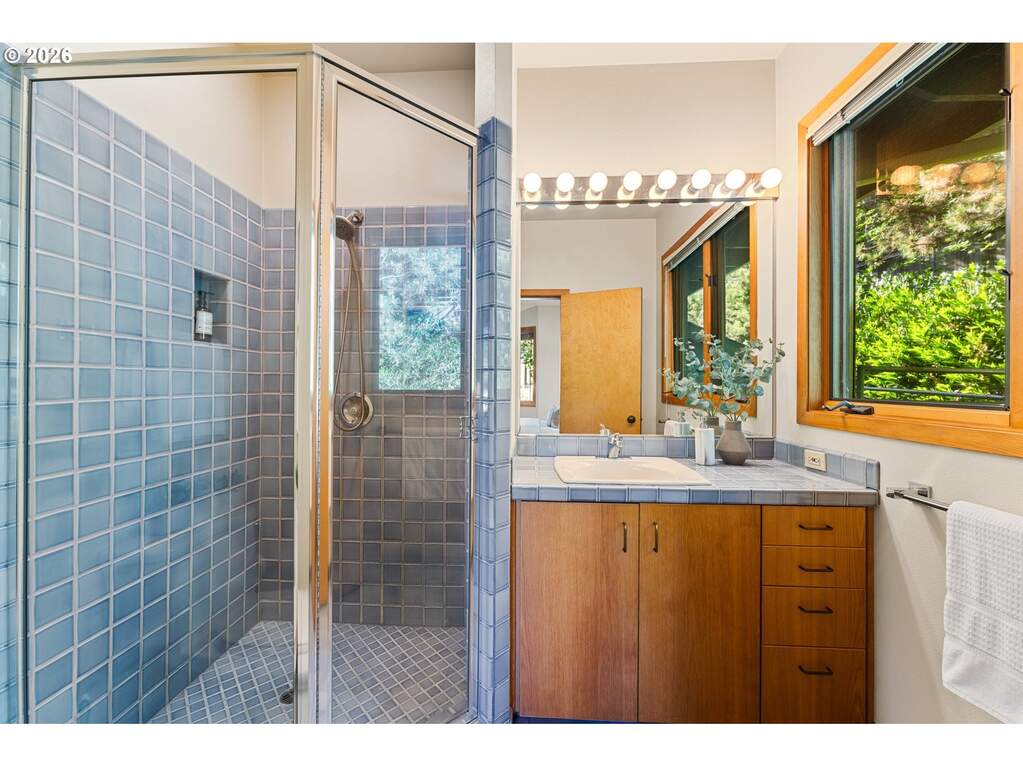 4 Bedroom Single Family Home/House's Image 25