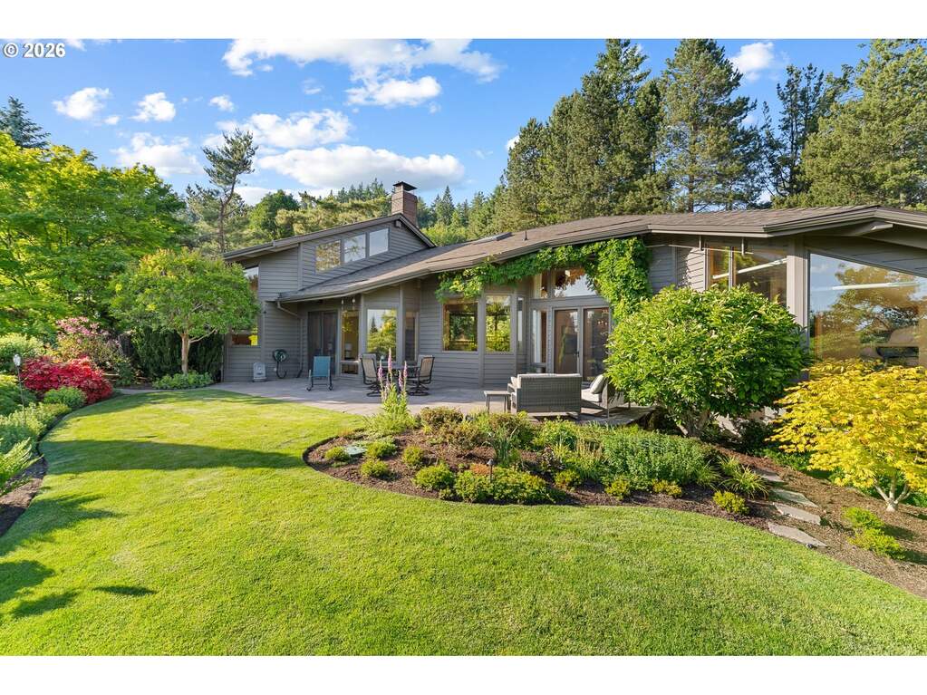 4 Bedroom Single Family Home/House's Image 34