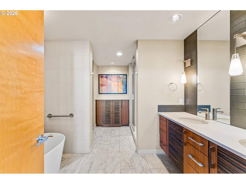 2 Bedroom Apartment/Flat's Image 17