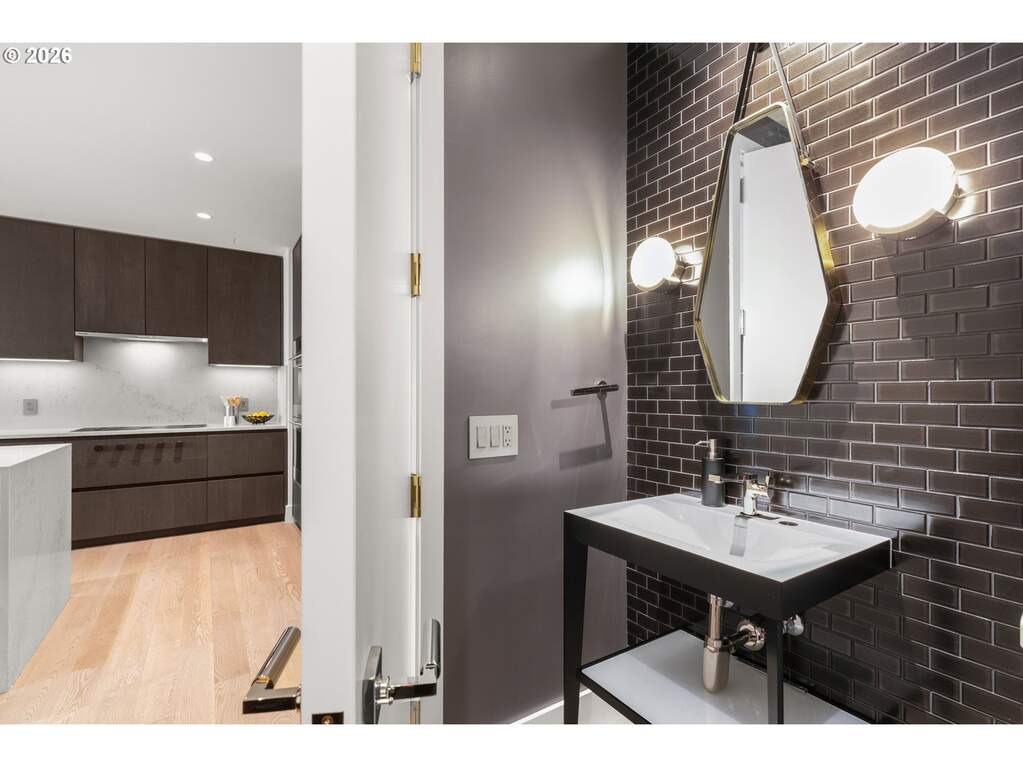 1 Bedroom Apartment/Flat's Image 11