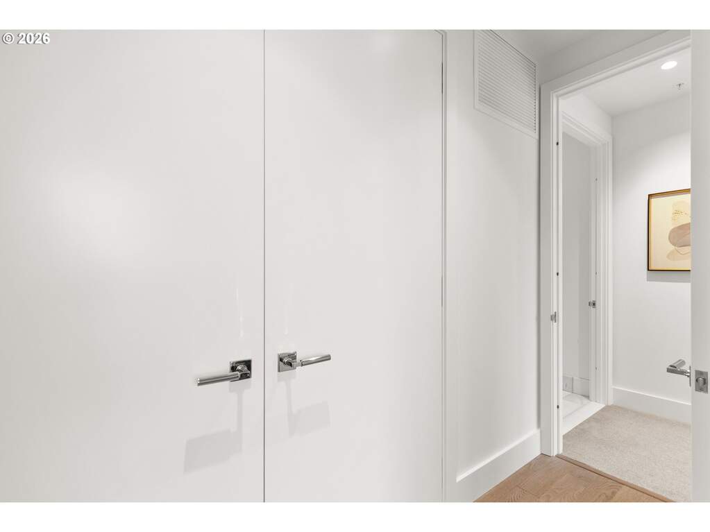 1 Bedroom Apartment/Flat's Image 12