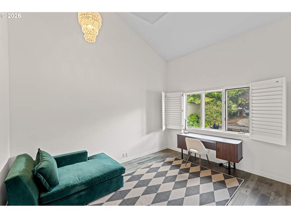 4 Bedroom Single Family Home/House's Image 12