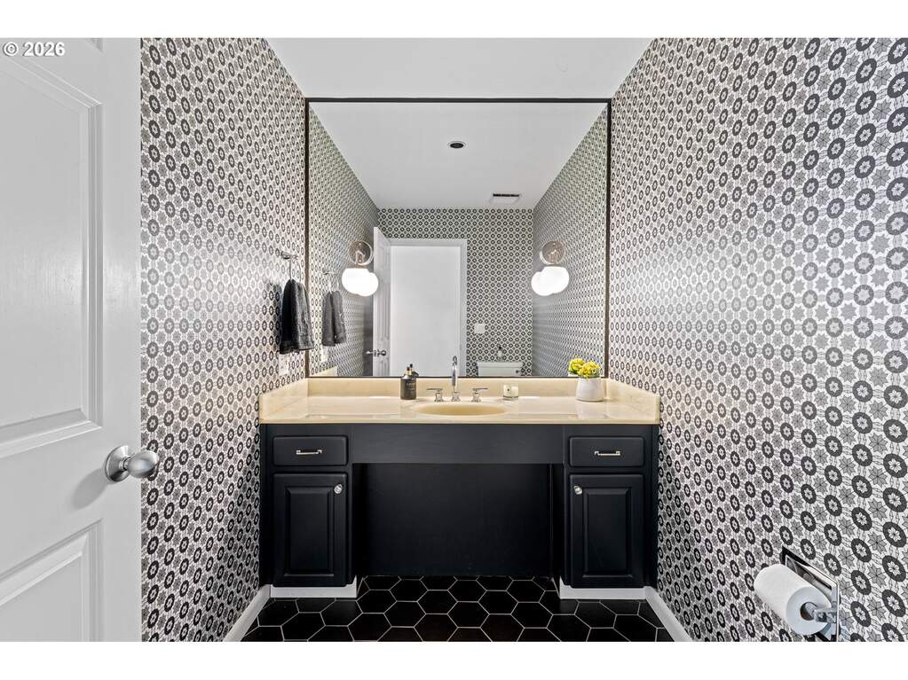 4 Bedroom Single Family Home/House's Image 13