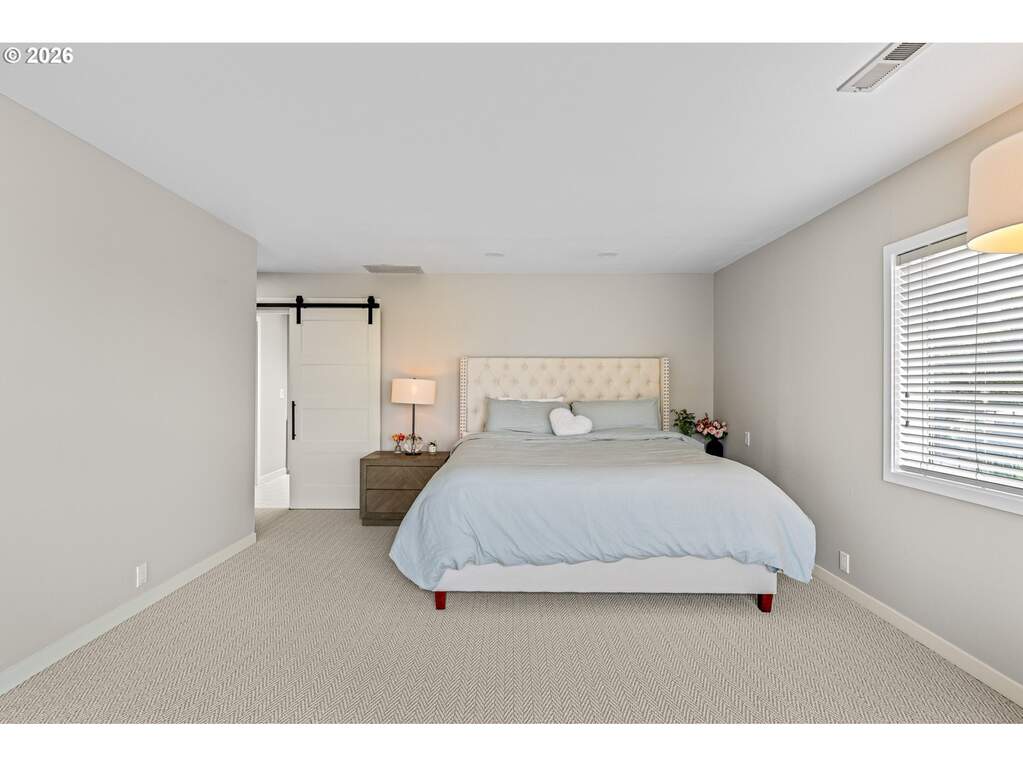 4 Bedroom Single Family Home/House's Image 17