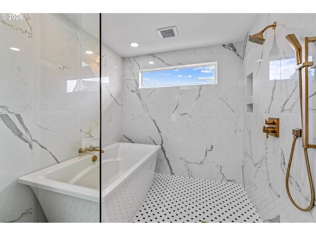 4 Bedroom Single Family Home/House's Image 21