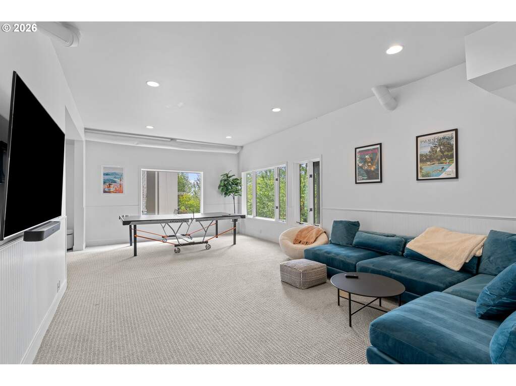 4 Bedroom Single Family Home/House's Image 27