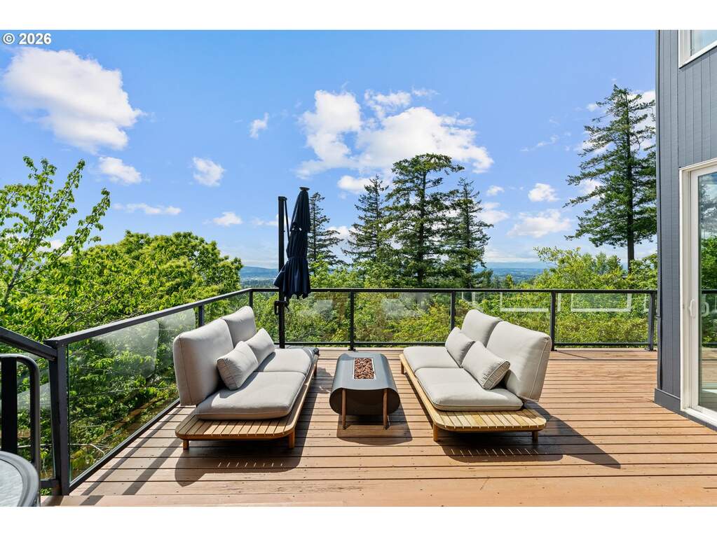 4 Bedroom Single Family Home/House's Image 37