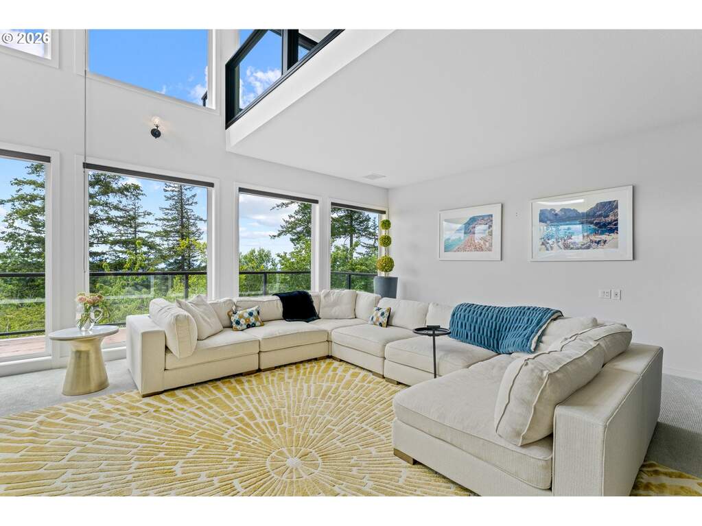 4 Bedroom Single Family Home/House's Image 5