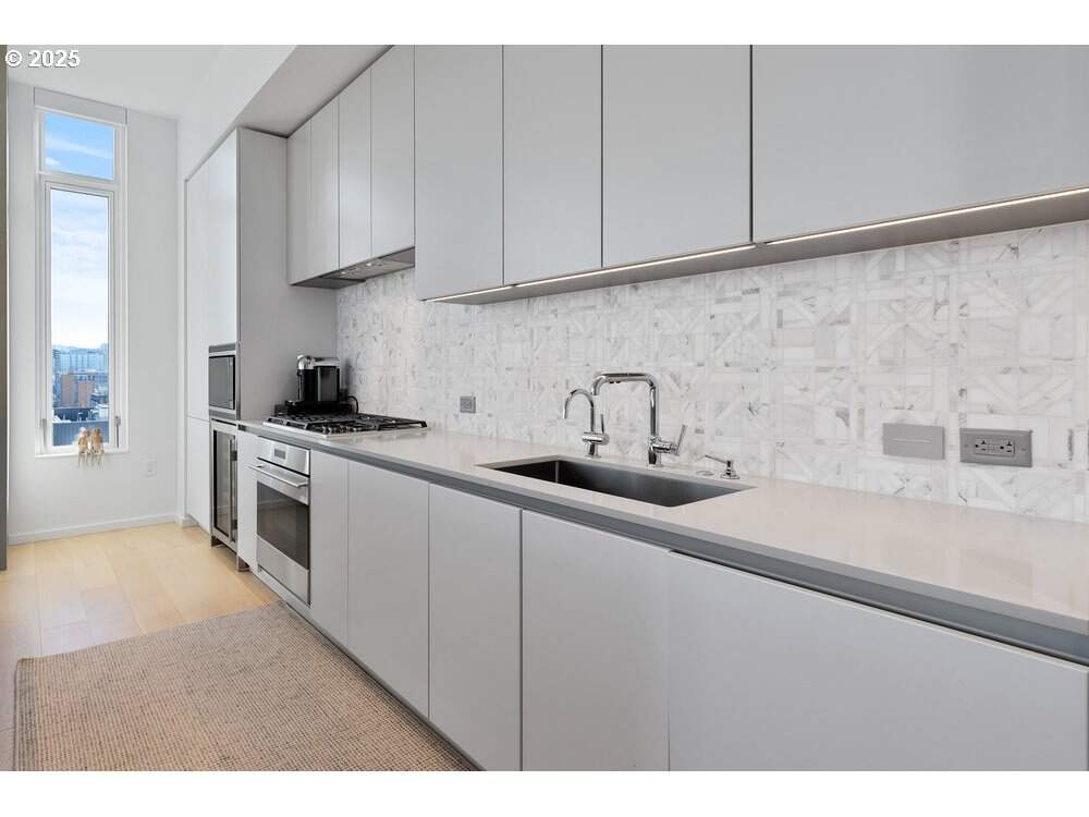 3 Bedroom Apartment/Flat's Image 16