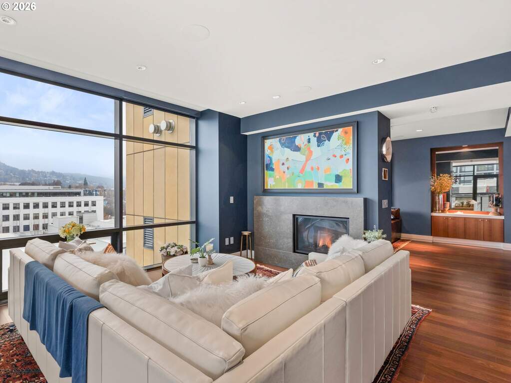 2 Bedroom Apartment/Flat's Image 23
