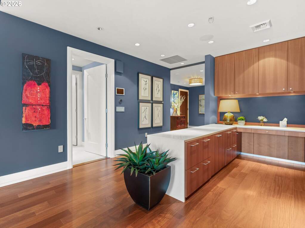 2 Bedroom Apartment/Flat's Image 5