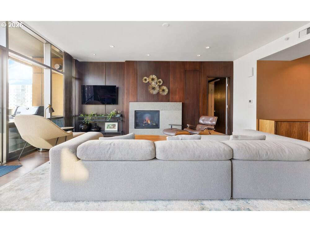 2 Bedroom Apartment/Flat's Image 7