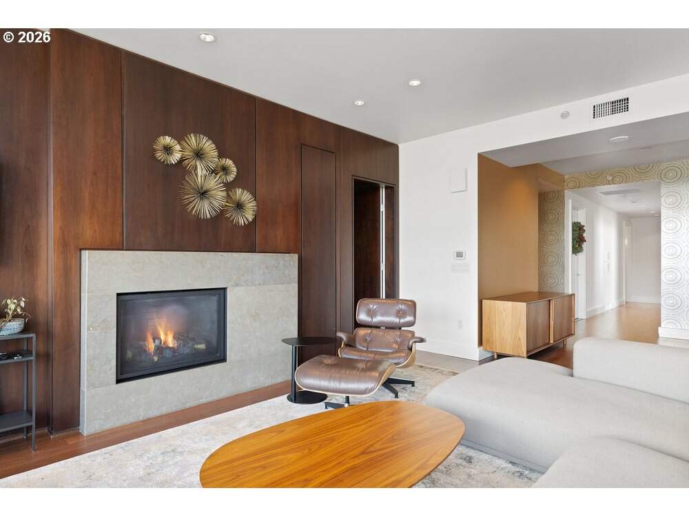 2 Bedroom Apartment/Flat's Image 8
