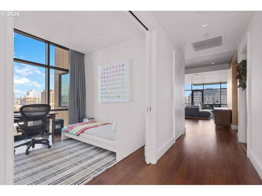 2 Bedroom Apartment/Flat's Image 24