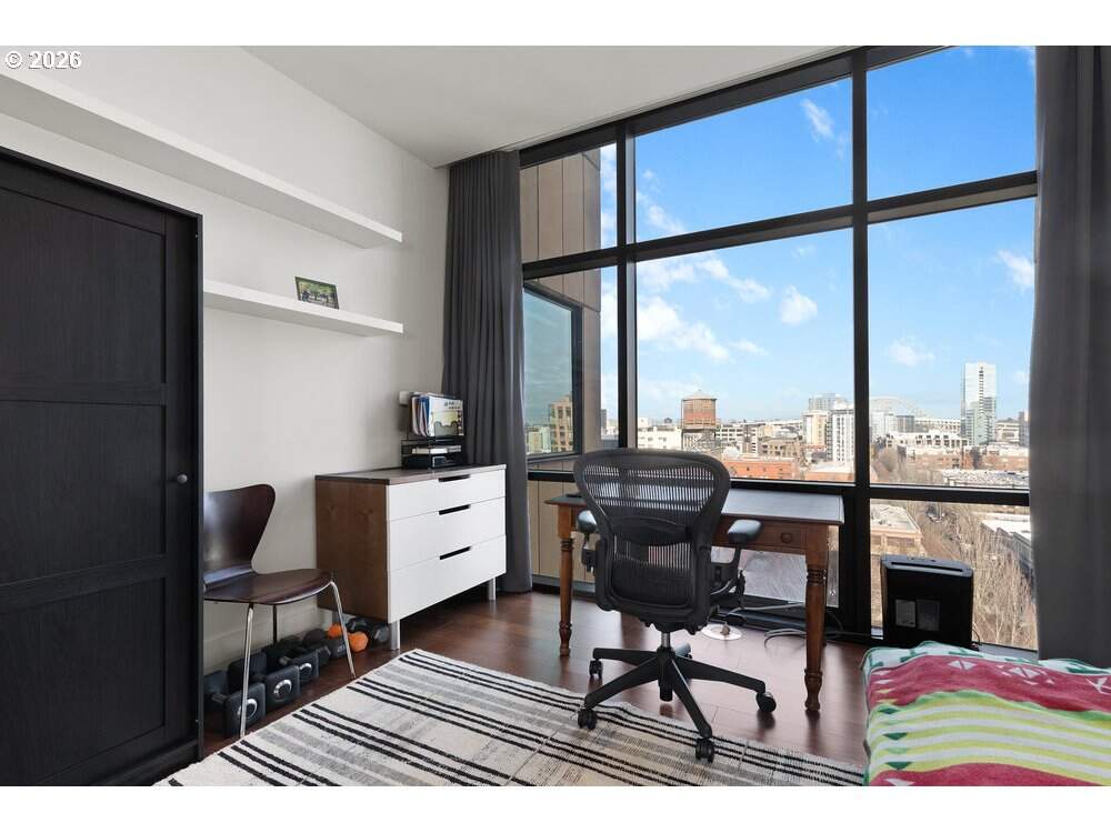 2 Bedroom Apartment/Flat's Image 27