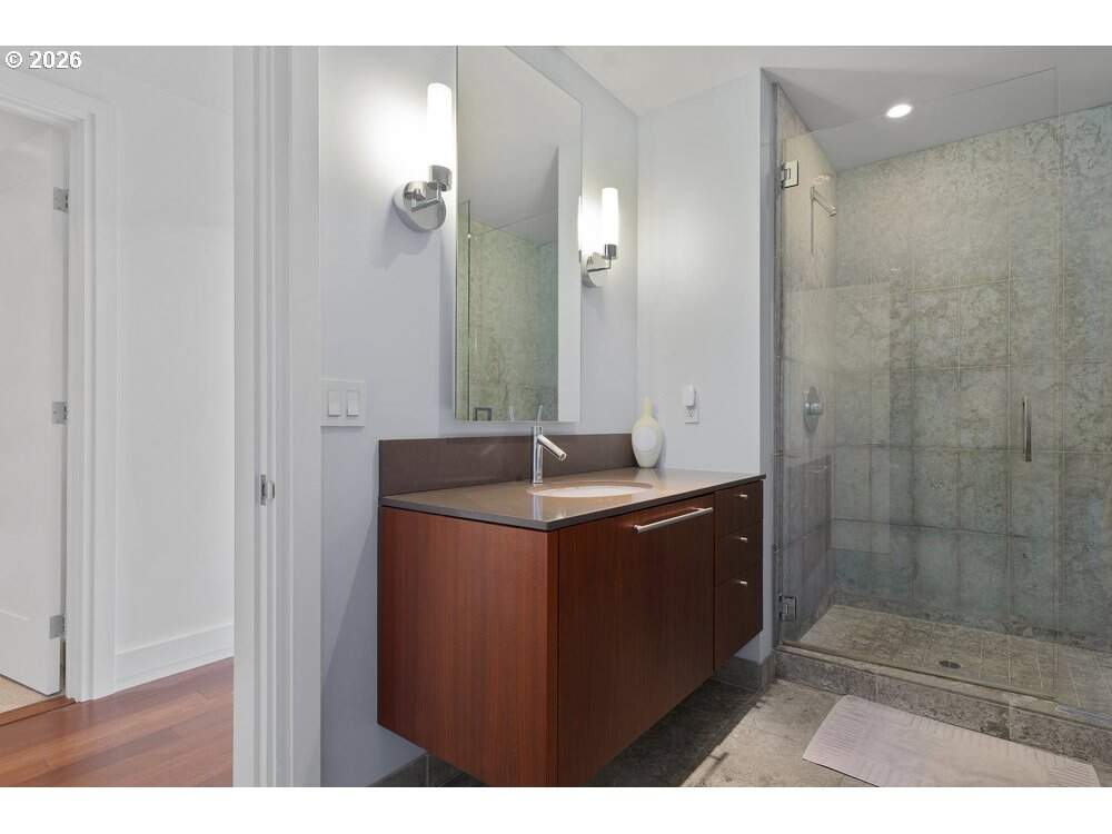 2 Bedroom Apartment/Flat's Image 34
