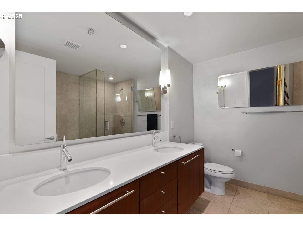 2 Bedroom Apartment/Flat's Image 39