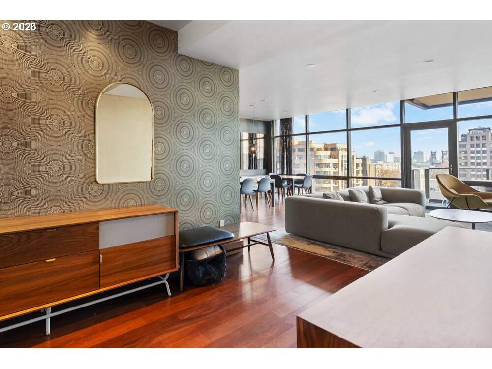2 Bedroom Apartment/Flat's Image 3