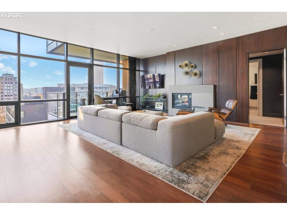 2 Bedroom Apartment/Flat's Image 6