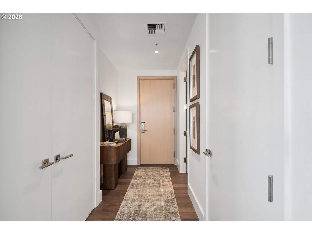 2 Bedroom Apartment/Flat's Image 36