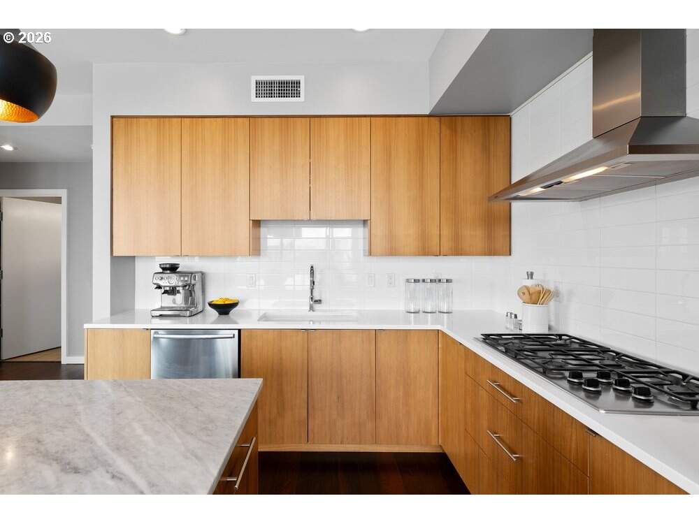 2 Bedroom Apartment/Flat's Image 15