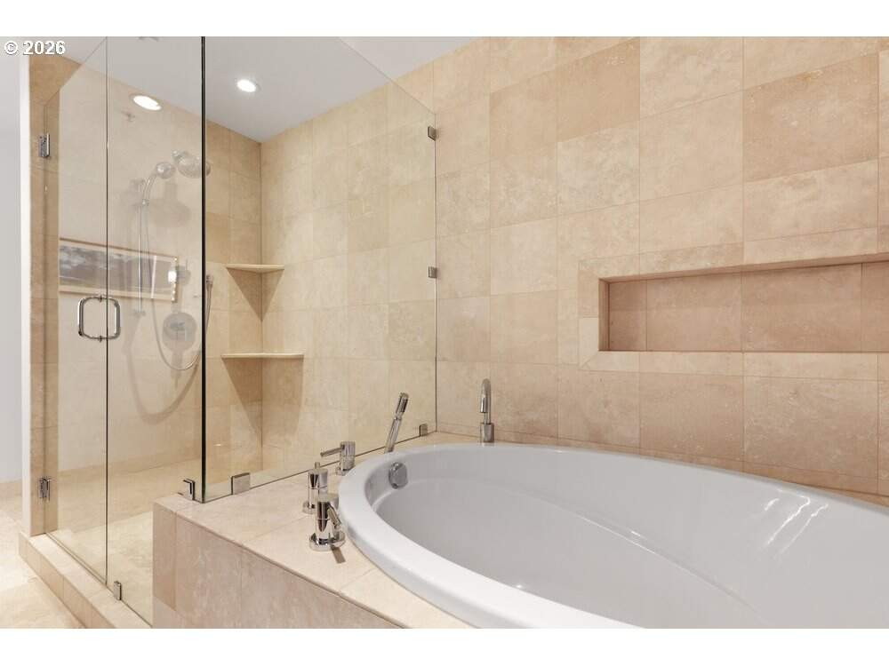 2 Bedroom Apartment/Flat's Image 35