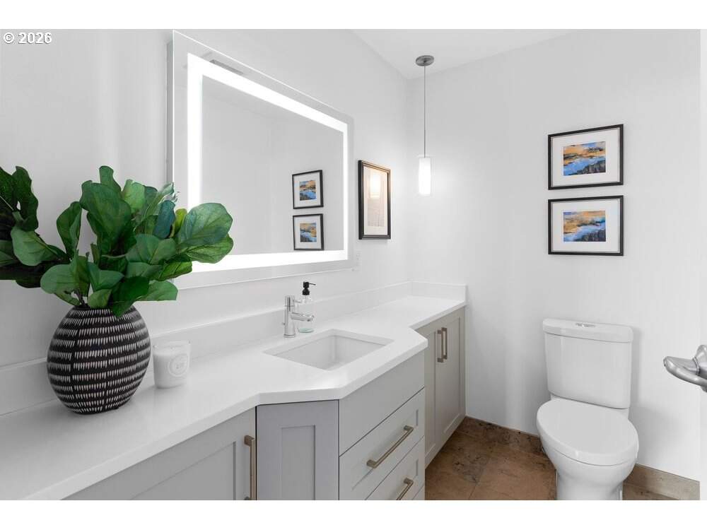 2 Bedroom Apartment/Flat's Image 42