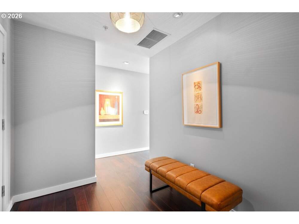 2 Bedroom Apartment/Flat's Image 3