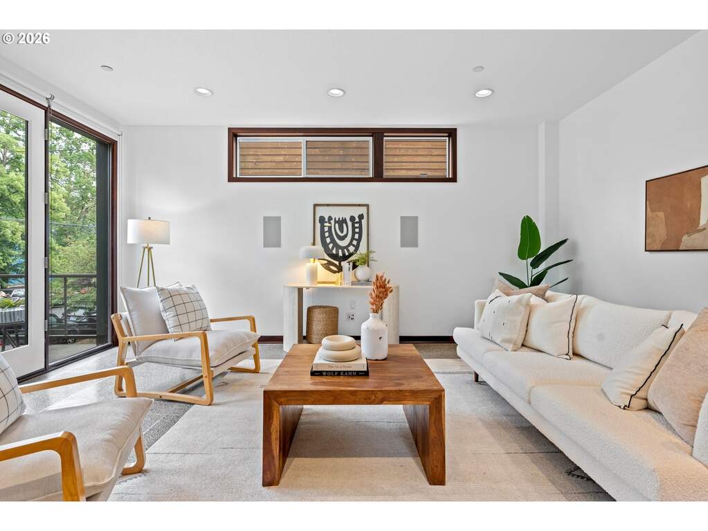 3 Bedroom Single Family Home/House's Image 8