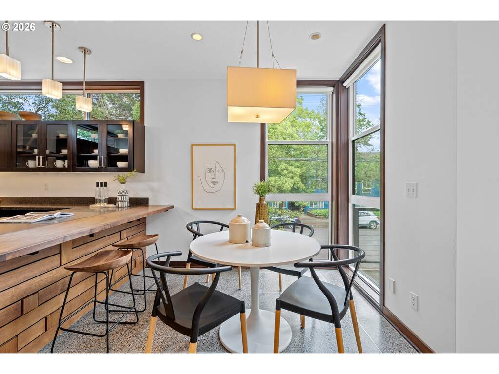 3 Bedroom Single Family Home/House's Image 11