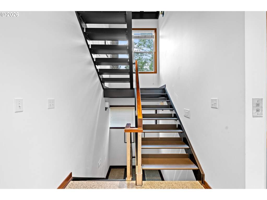 3 Bedroom Single Family Home/House's Image 4