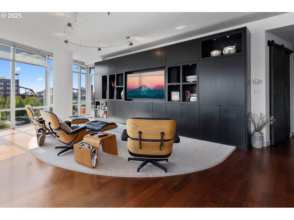 2 Bedroom Apartment/Flat's Image 3