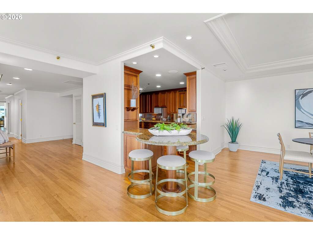 2 Bedroom Apartment/Flat's Image 12