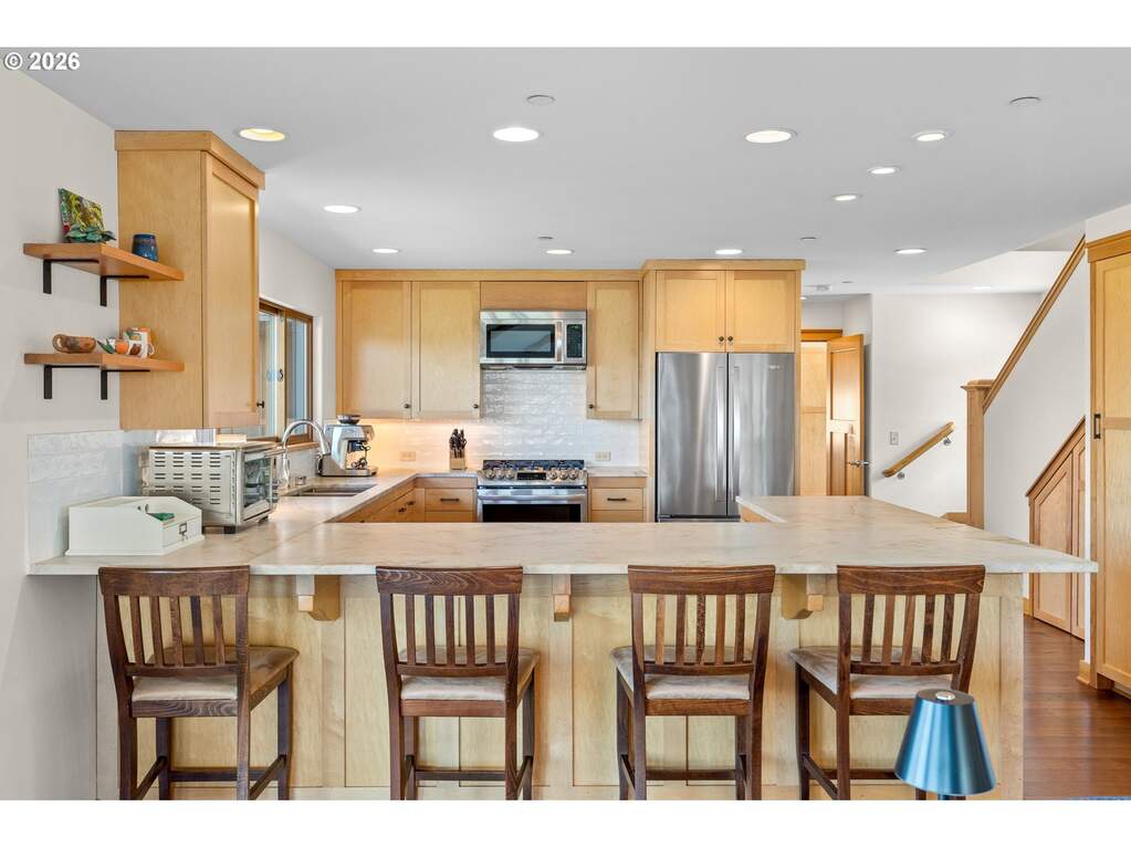 4 Bedroom Single Family Home/House's Image 10