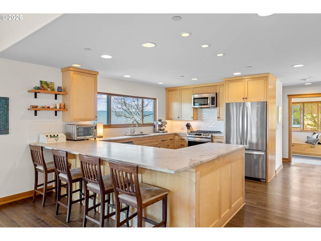 4 Bedroom Single Family Home/House's Image 11