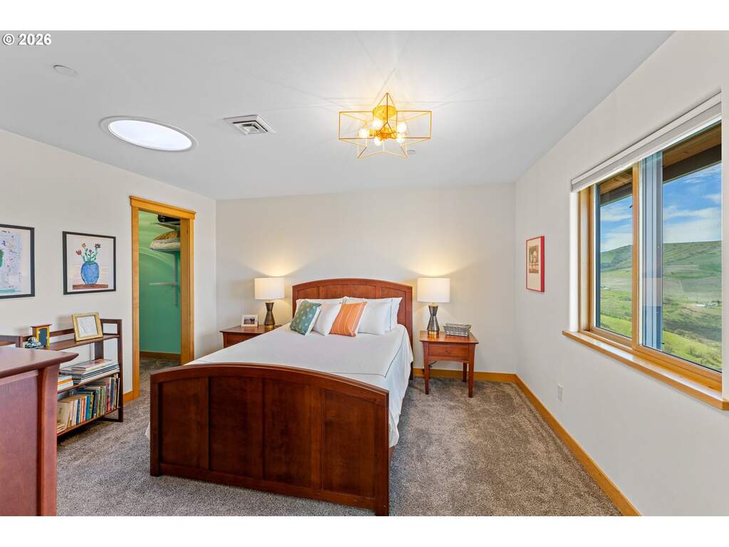 4 Bedroom Single Family Home/House's Image 20
