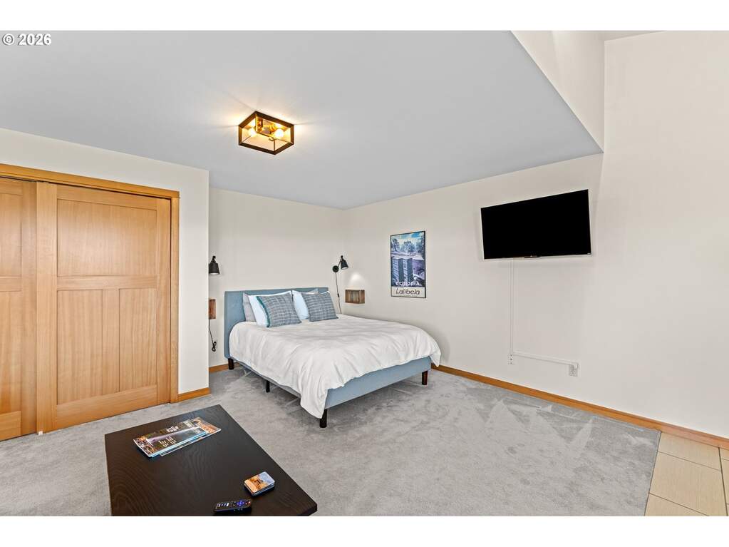 4 Bedroom Single Family Home/House's Image 21