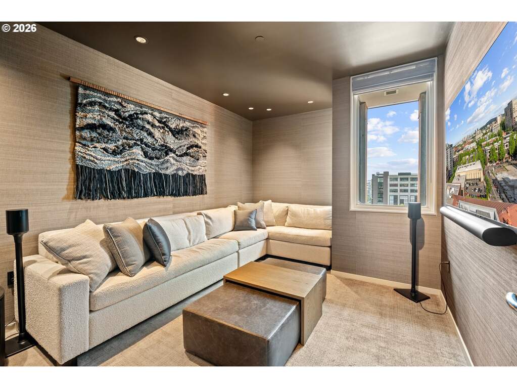 3 Bedroom Apartment/Flat's Image 30