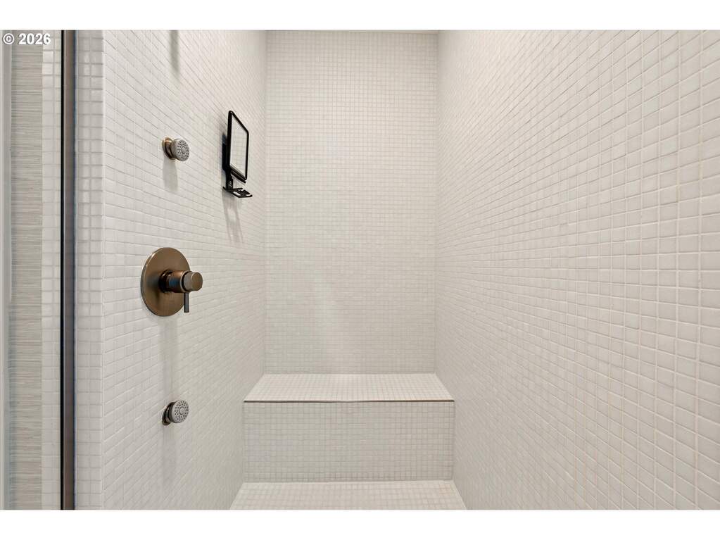 2 Bedroom Apartment/Flat's Image 22