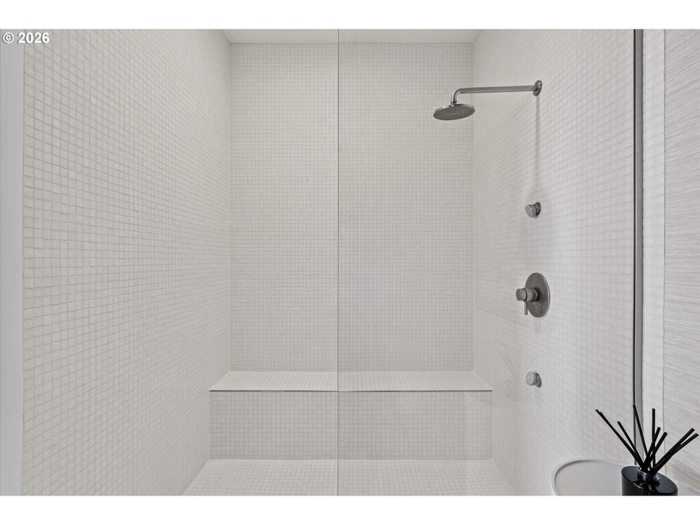 2 Bedroom Apartment/Flat's Image 28