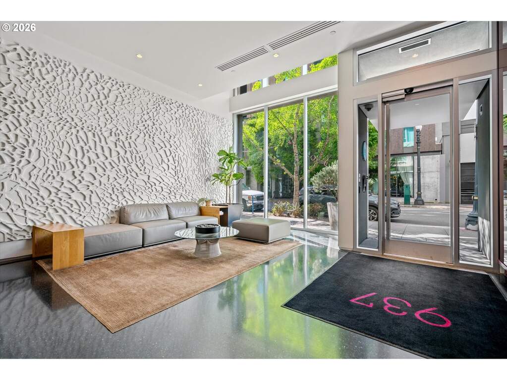 2 Bedroom Apartment/Flat's Image 31