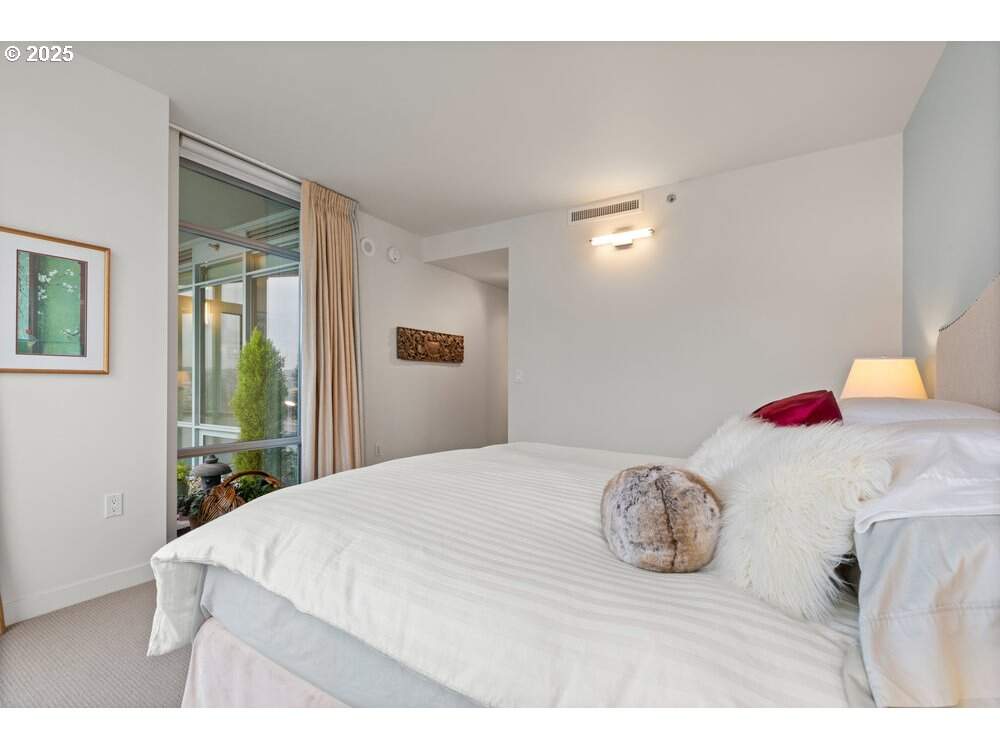 2 Bedroom Apartment/Flat's Image 31