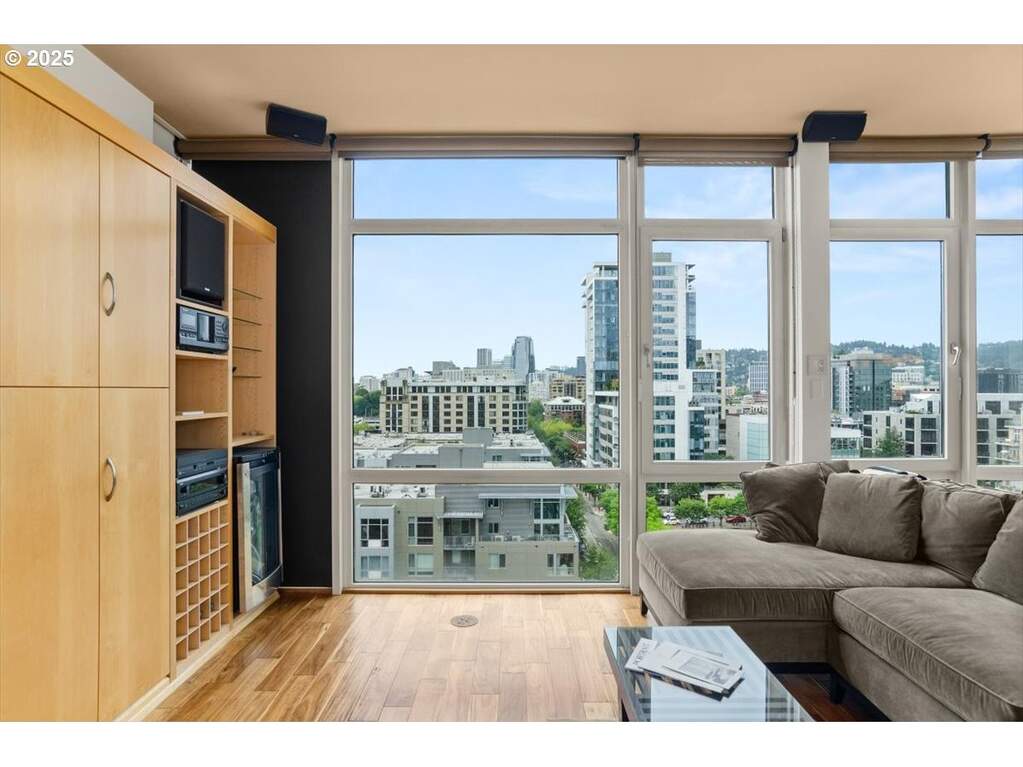 1 Bedroom Apartment/Flat's Image 16