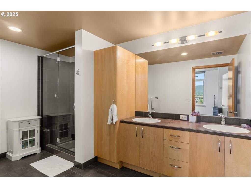 1 Bedroom Apartment/Flat's Image 21