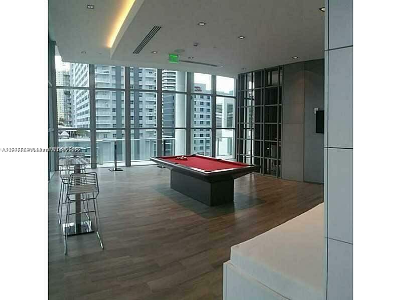 1 Bedroom Apartment/Flat's Image 11