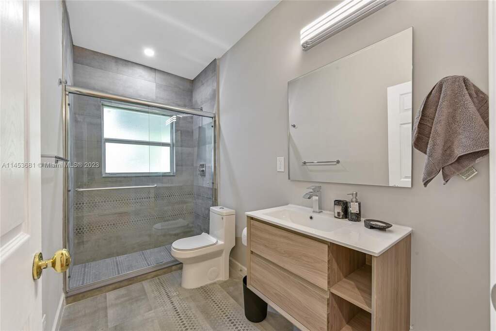 3 Bedroom Single Family Home/House's Image 20