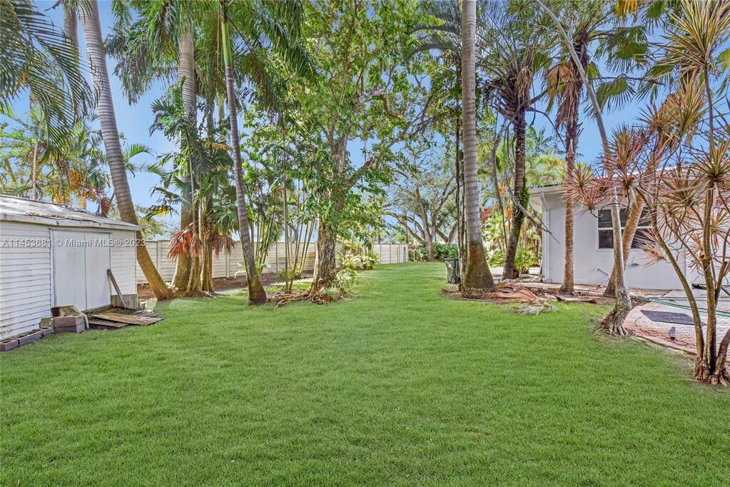 3 Bedroom Single Family Home/House's Image 33