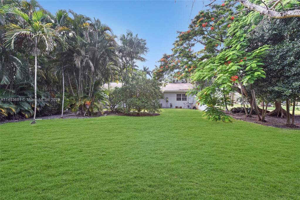 3 Bedroom Single Family Home/House's Image 35
