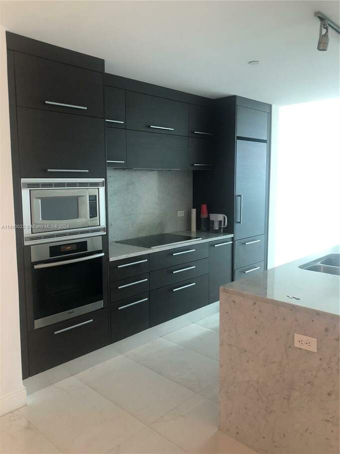1 Bedroom Apartment/Flat's Image 10